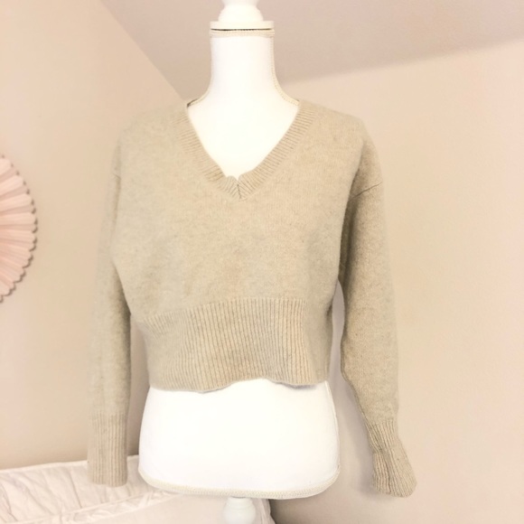 Zara Sweaters - Zara Knit 100% Cashmere Cropped Sweater